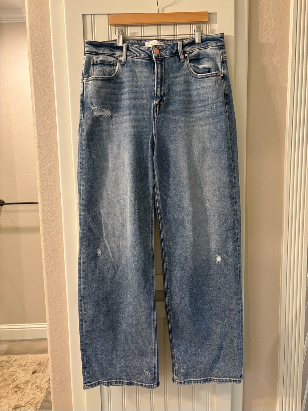 High-Rise Wide-Leg Flare Jeans in Washed Blue
